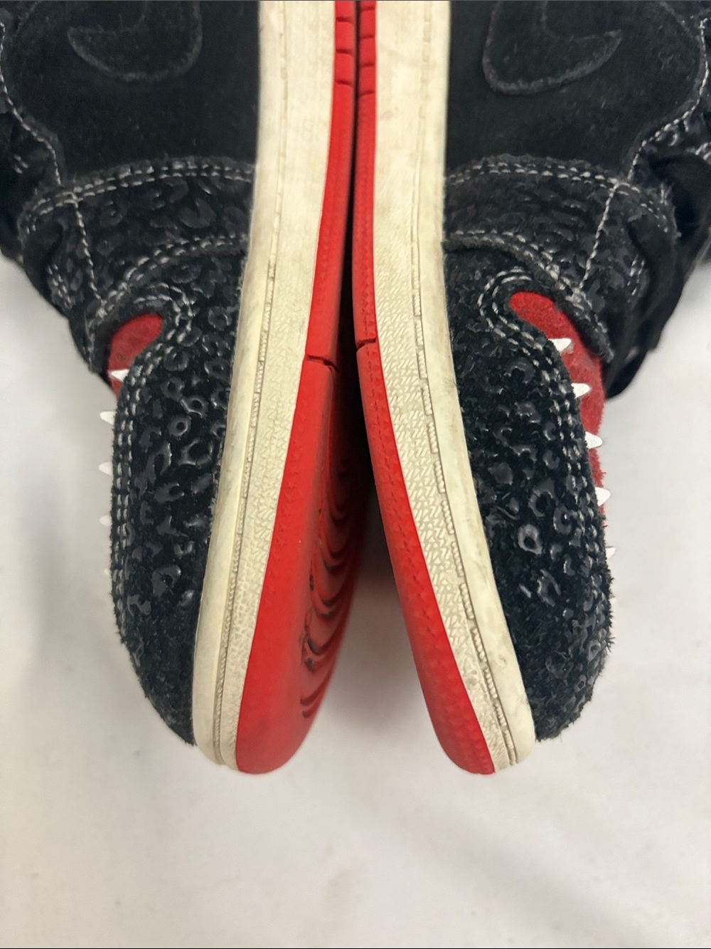 Boys Nike Air Jordans 1 Mid Se Siempre Familia Sneakers - Picture 8 of 14